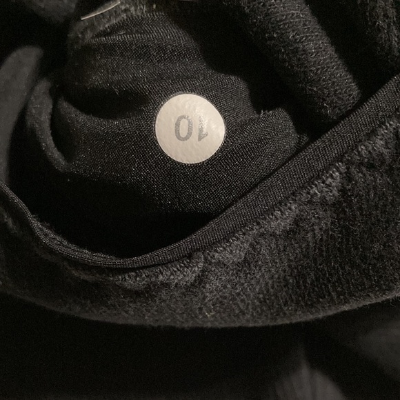 Lululemon Special Edition Hiver 2013 Ruffled Up Black Scuba Zip Hoodie Size 10 - Picture 12 of 16
